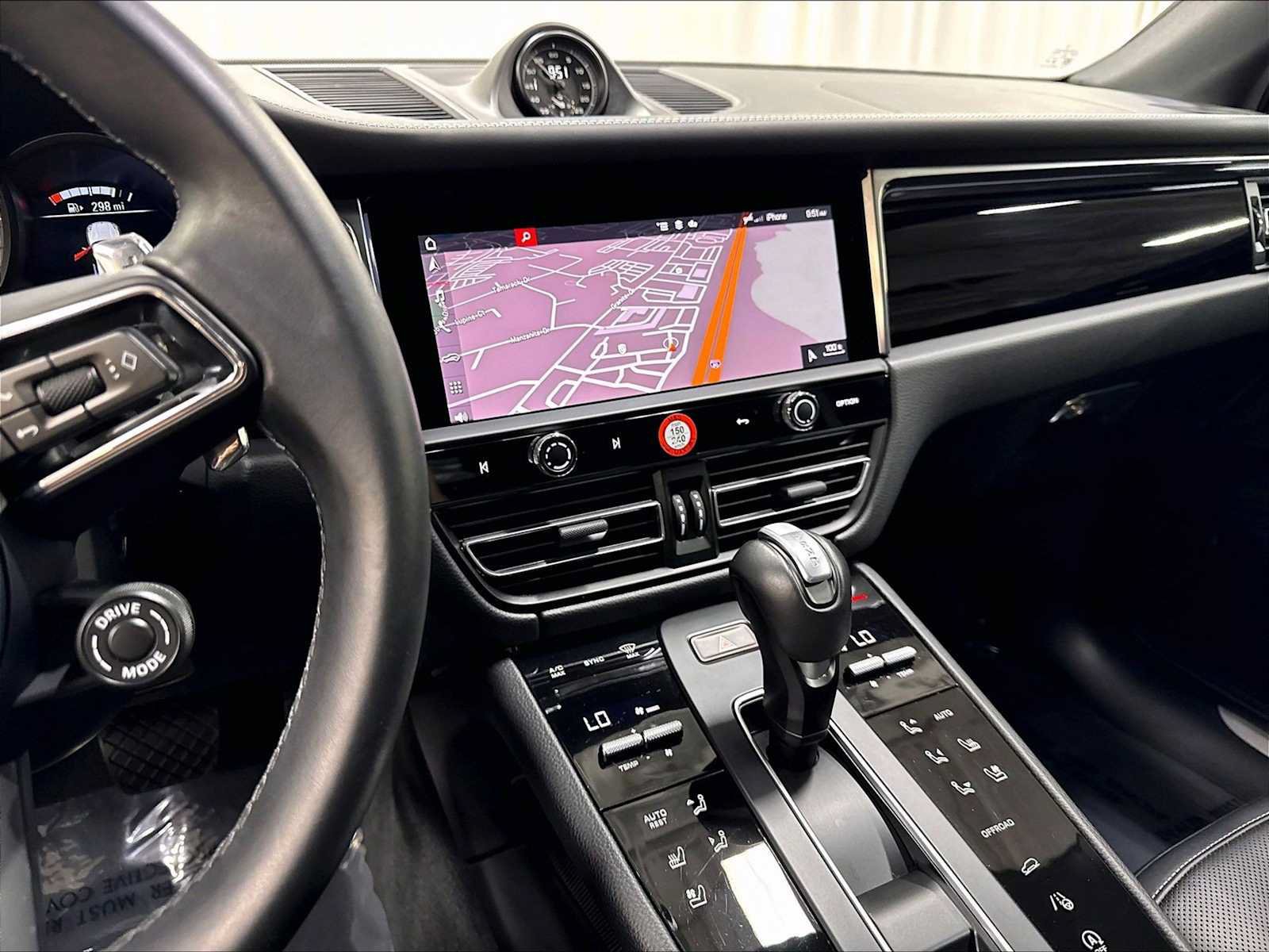 Used 2026 Porsche Macan S AWD/4WD image 19