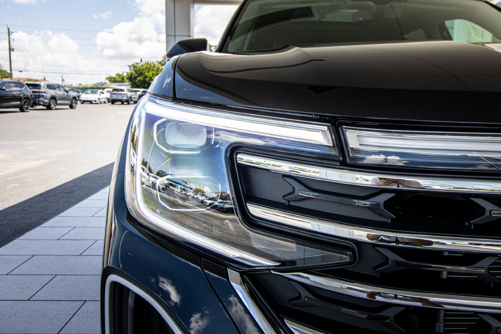 New 2026 Volkswagen Atlas SE FWD image 5