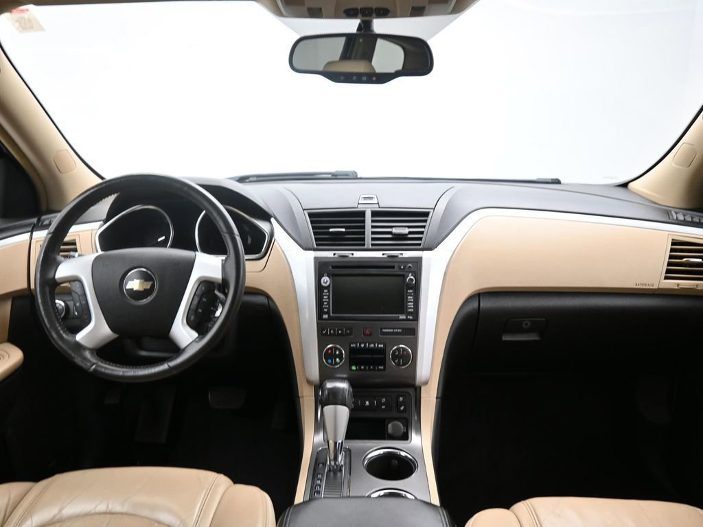 Used 2009 Chevrolet Traverse LTZ image 37