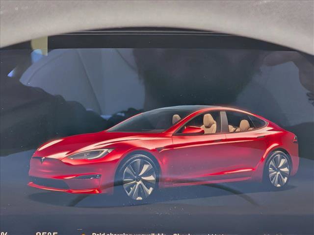 Used 2024 Tesla Model S image 8