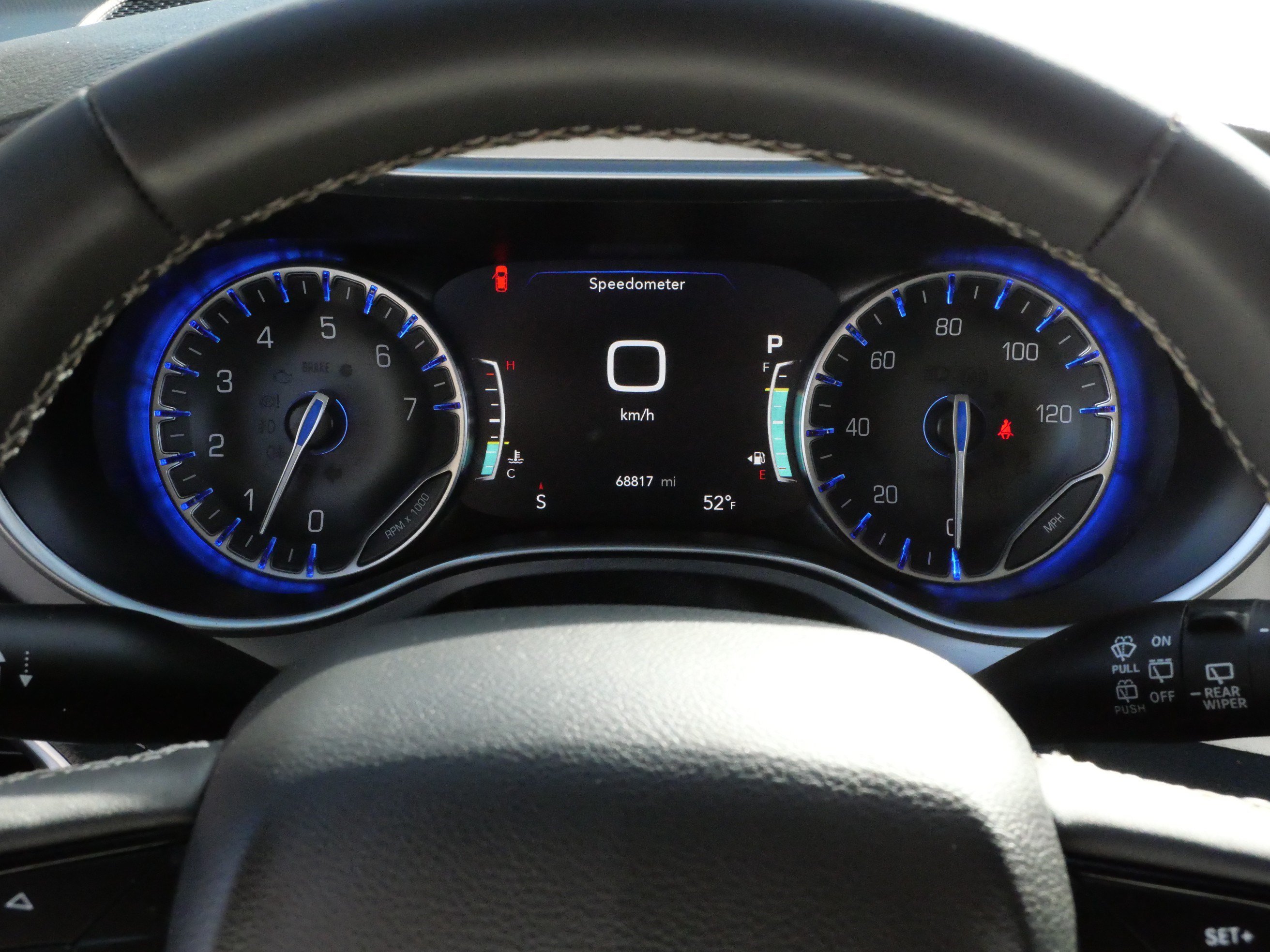 Used 2025 Chrysler Pacifica Limited FWD image 21