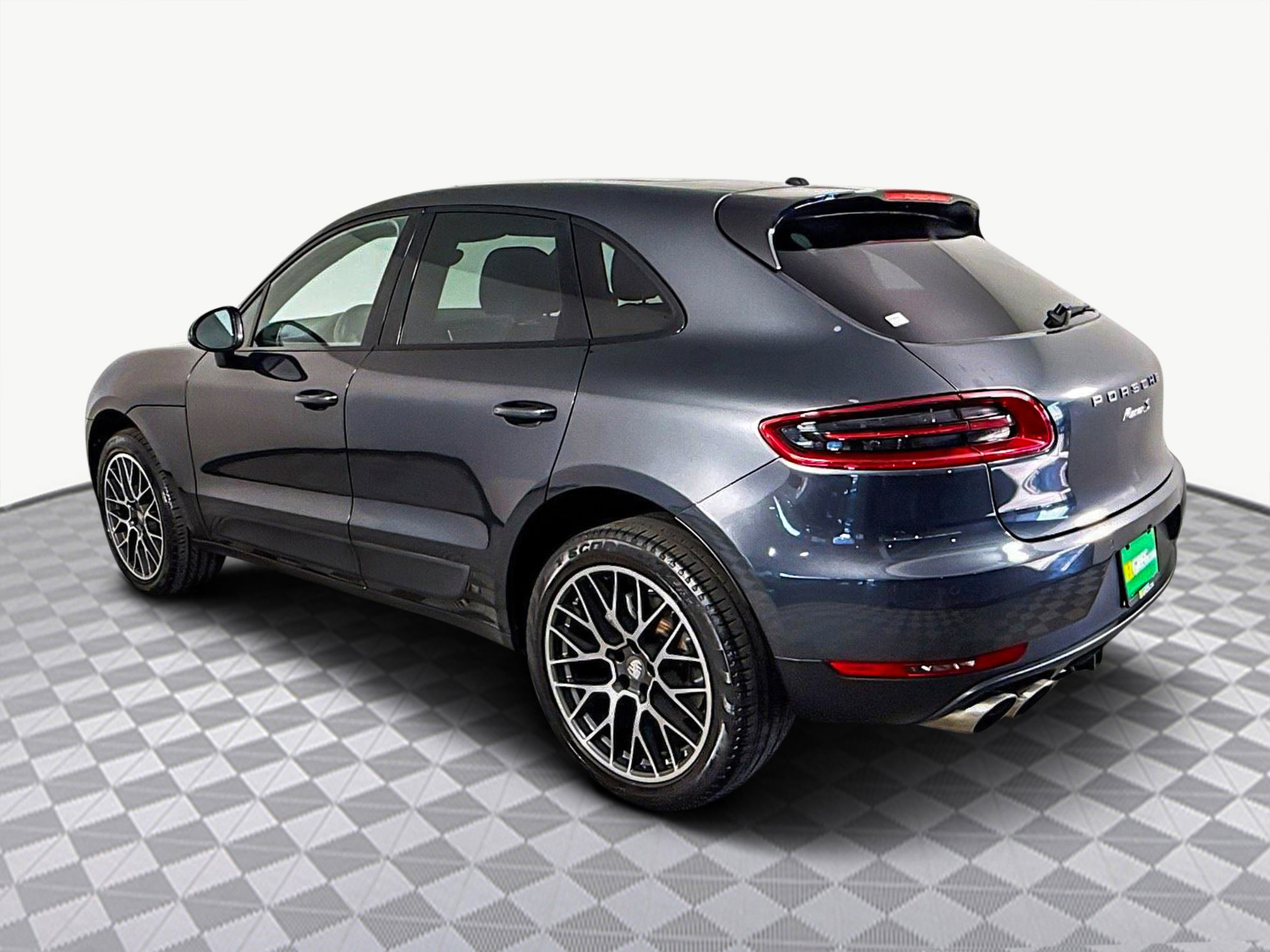 Used 2017 Porsche Macan S image 7