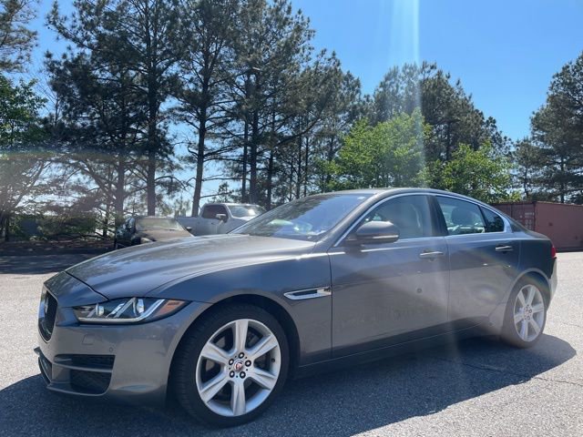 Used 2017 Jaguar XE Prestige image 8