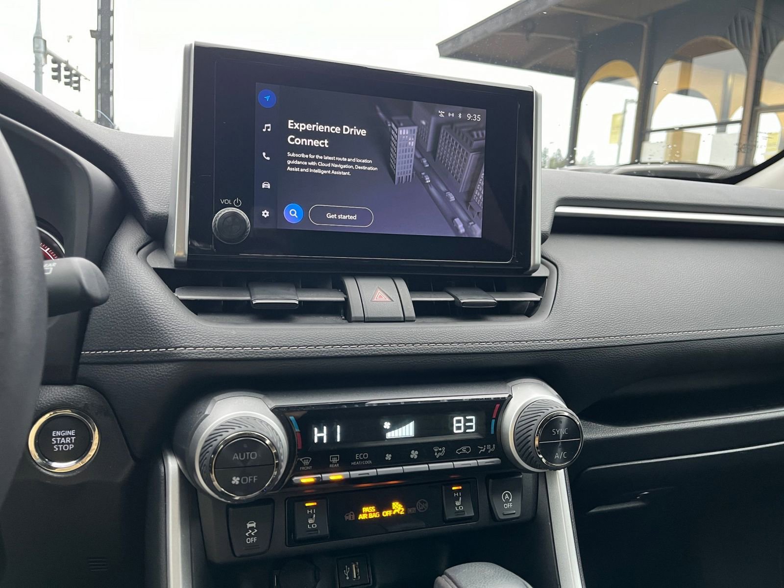 Used 2025 Toyota RAV4 XLE image 21