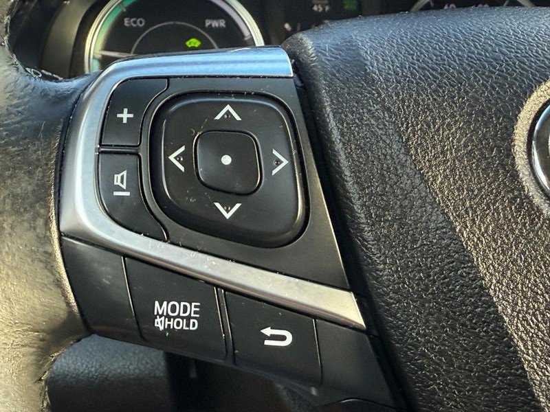 Used 2015 Toyota Camry SE image 15