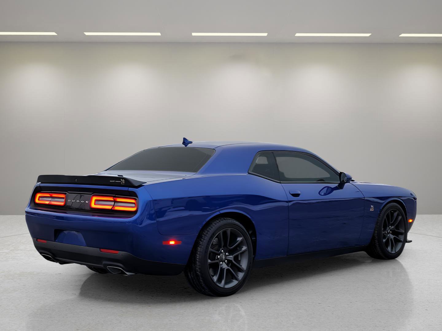 Used 2021 Dodge Challenger R/T Scat Pack w/ Plus Package image 4