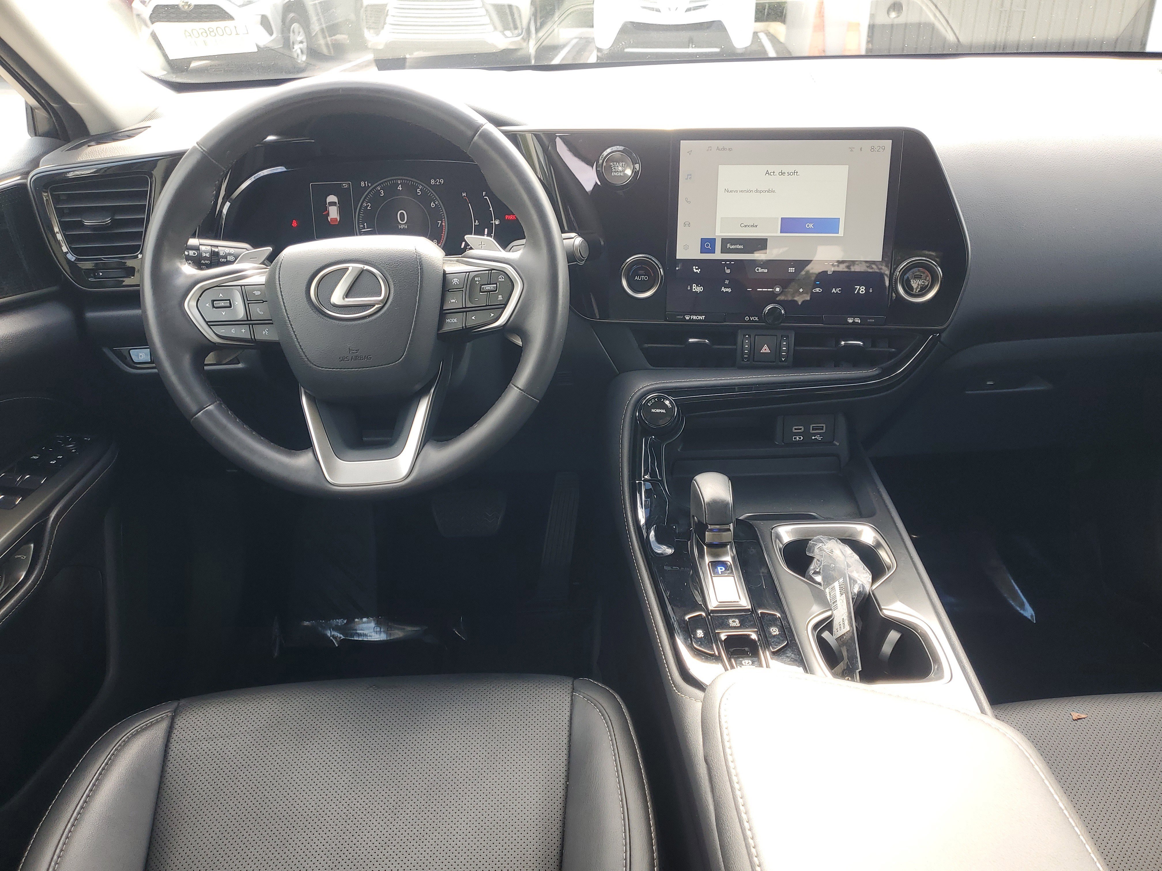 Used 2024 Lexus NX 250 FWD w/ Towing Package (2000 Lbs) image 10