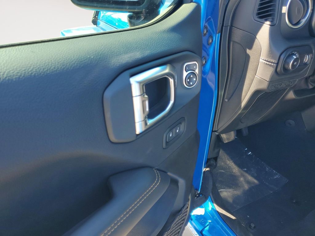 New 2025 Jeep Wrangler Sahara image 15