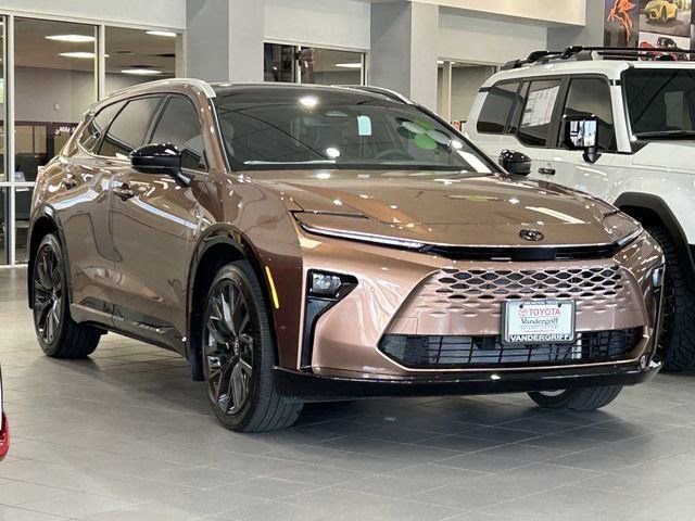 New 2026 Toyota Crown Signia image 2