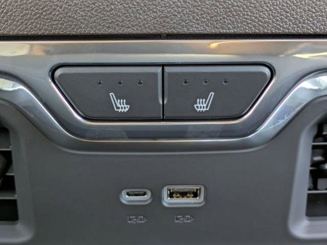 New 2026 GMC Sierra 2500 Denali w/ Denali Reserve Package image 17