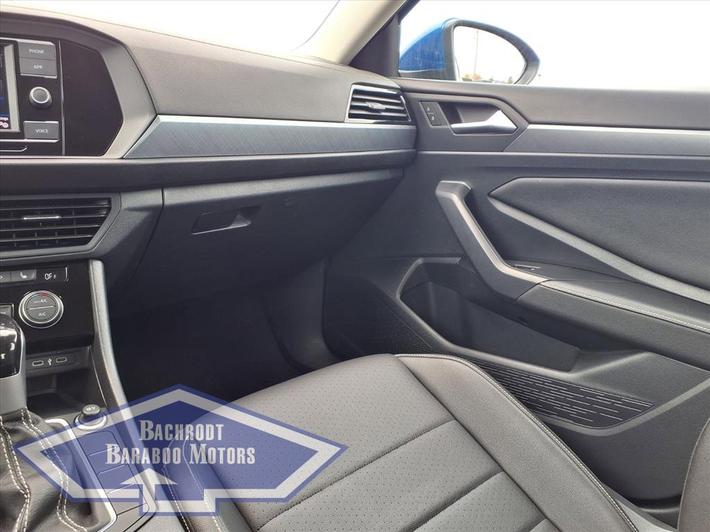 Used 2024 Volkswagen Jetta SE image 20