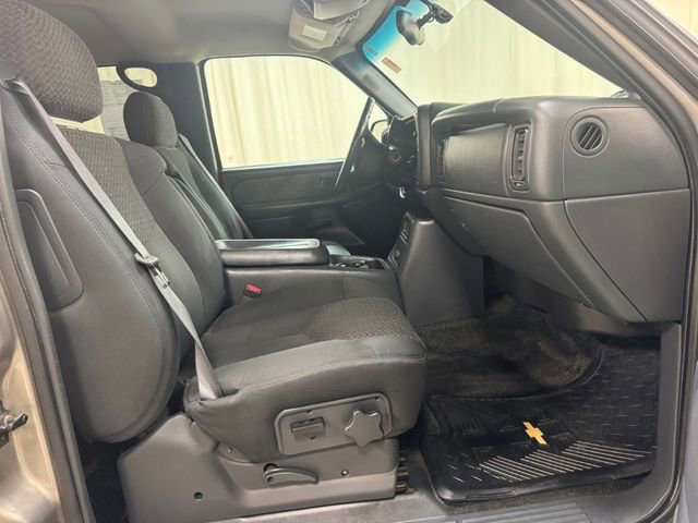 Used 2002 Chevrolet Avalanche 4x4 w/ Off-Road Suspension Pkg image 35