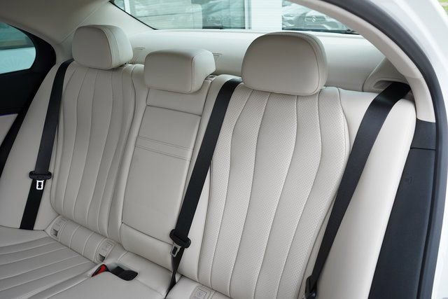 New 2026 Mercedes-Benz E 350 4MATIC Sedan image 26
