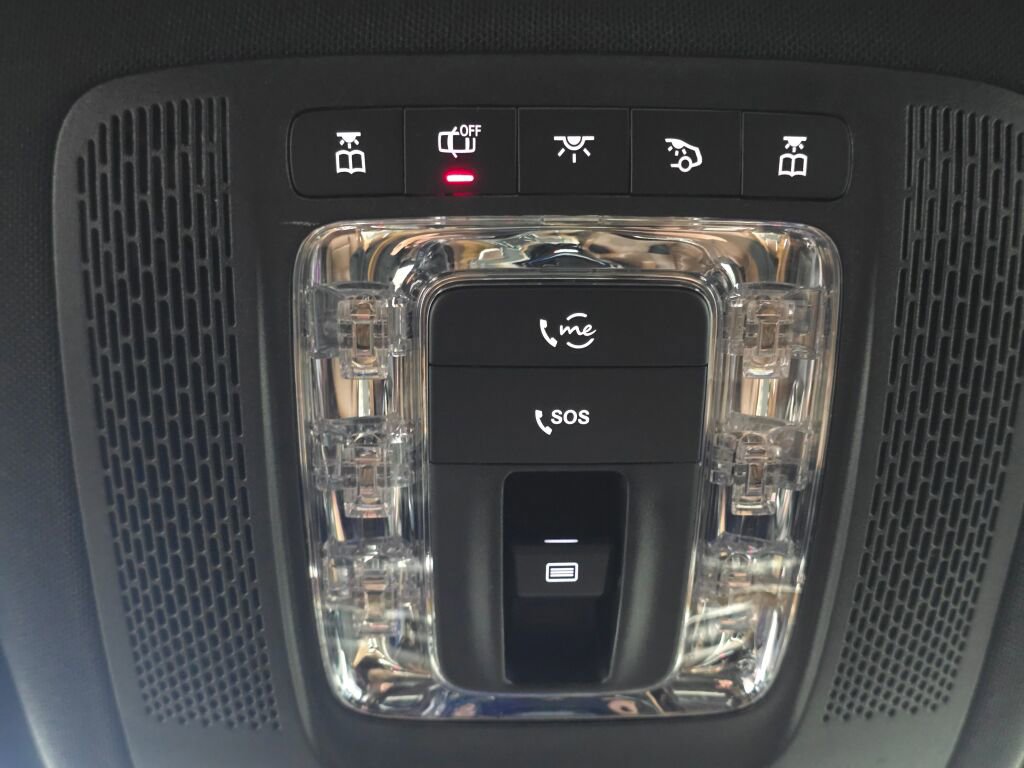 Used 2024 Mercedes-Benz GLE 350 GLE 350 w/ 3rd Row Seat Package image 47