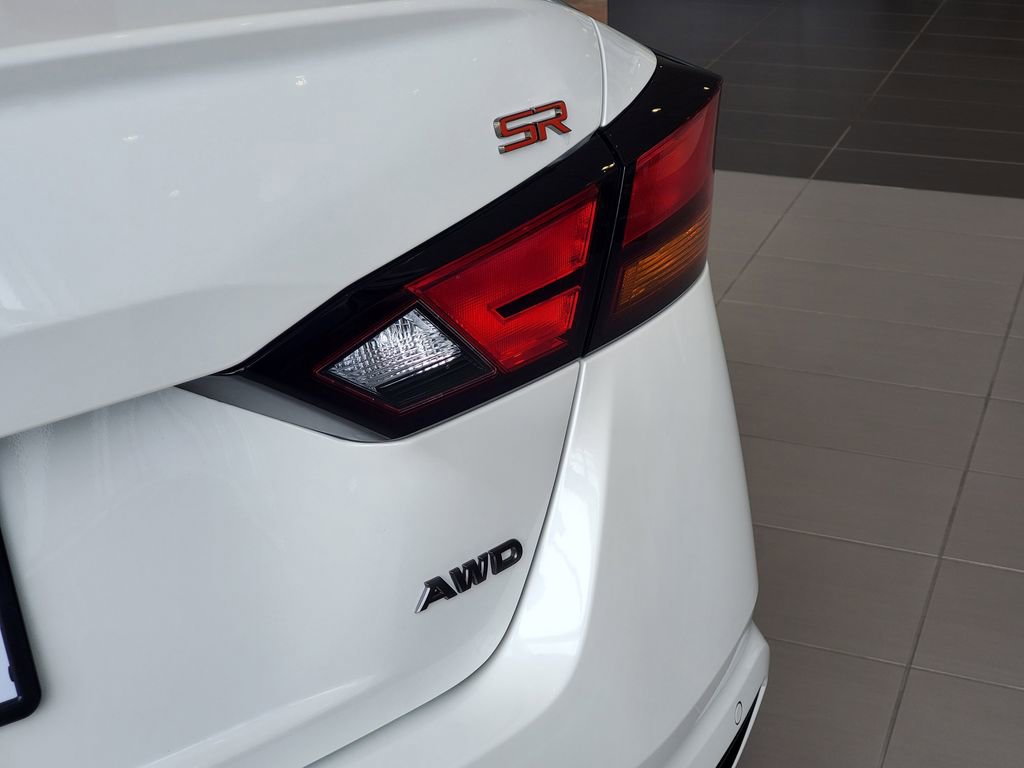 New 2026 Nissan Altima 2.5 SR AWD/4WD image 8