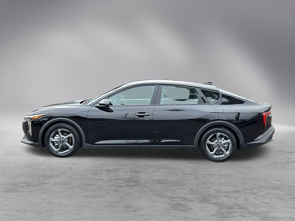 Used 2025 Kia K4 LXS image 4