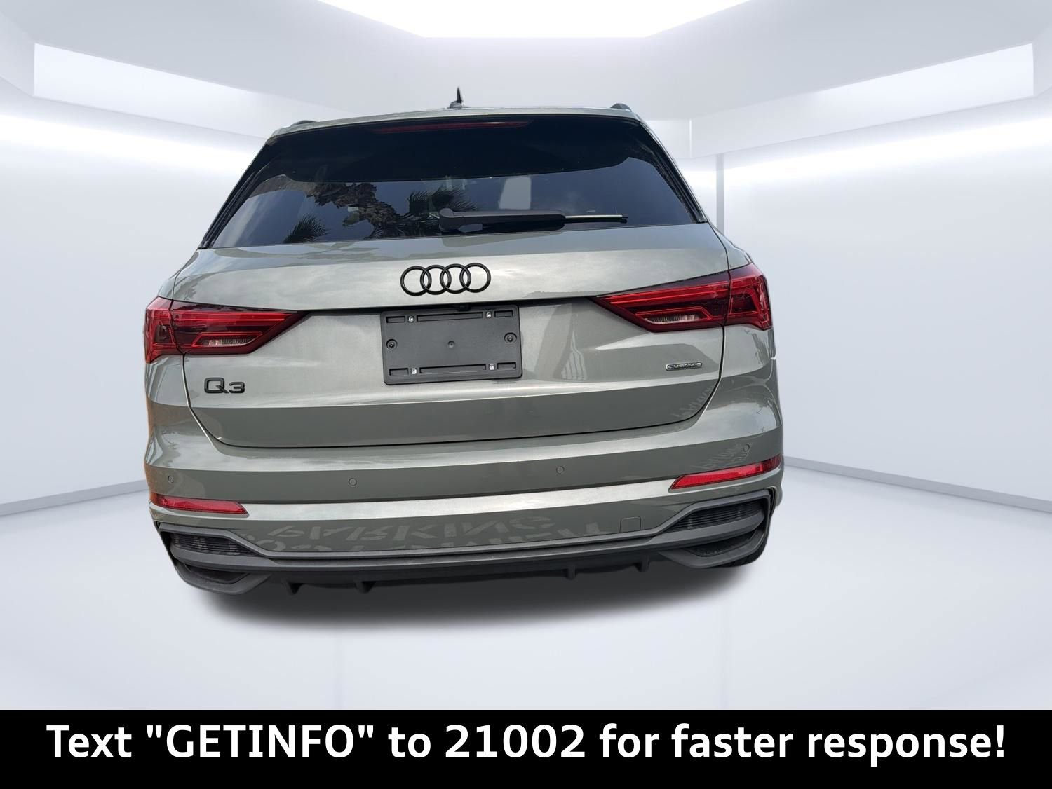 Used 2023 Audi Q3 2.0T Premium Plus w/ Premium Plus Package AWD/4WD image 3