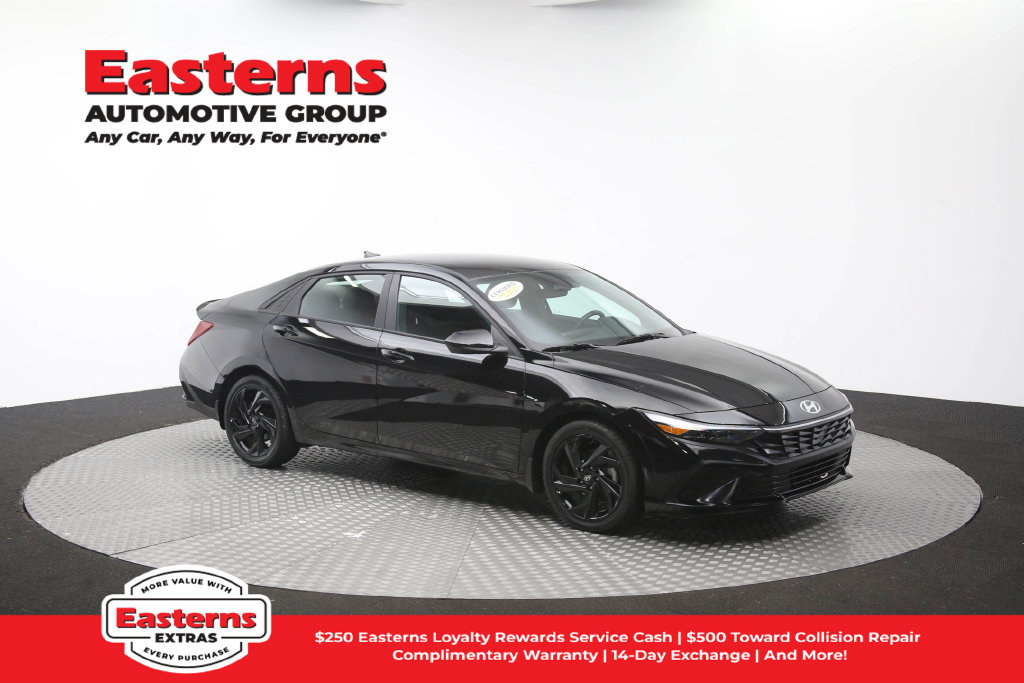 Used 2026 Hyundai Elantra Sport FWD image 45