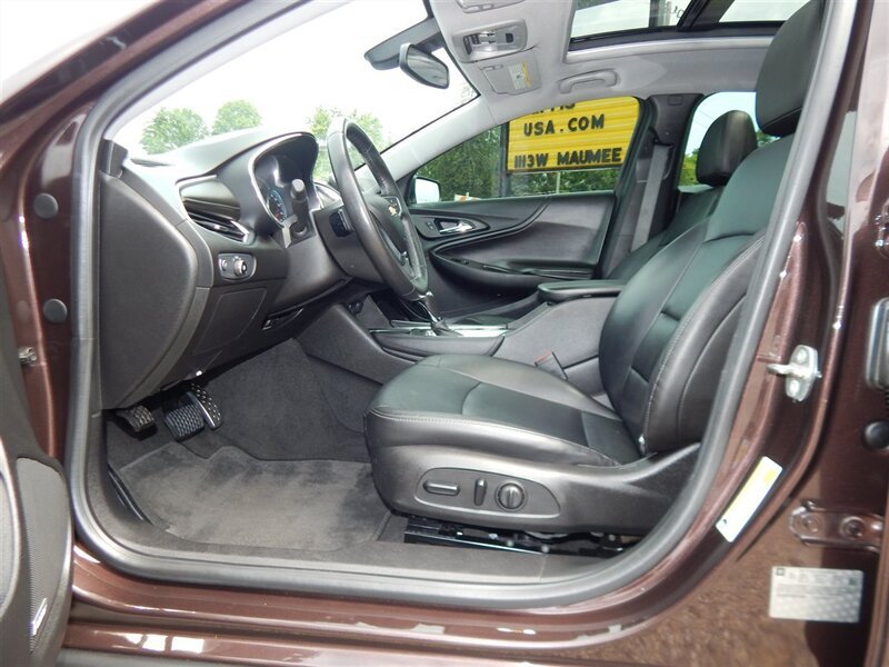 Used 2016 Chevrolet Malibu LT w/ Leather Package FWD image 27