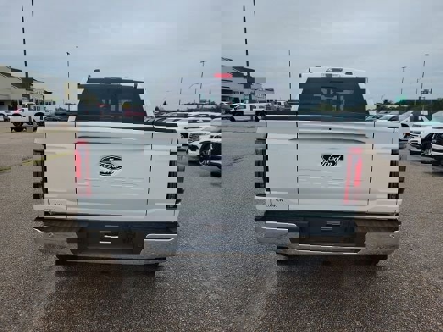 New 2025 Ford F150 Lariat w/ Equipment Group 502A High image 28