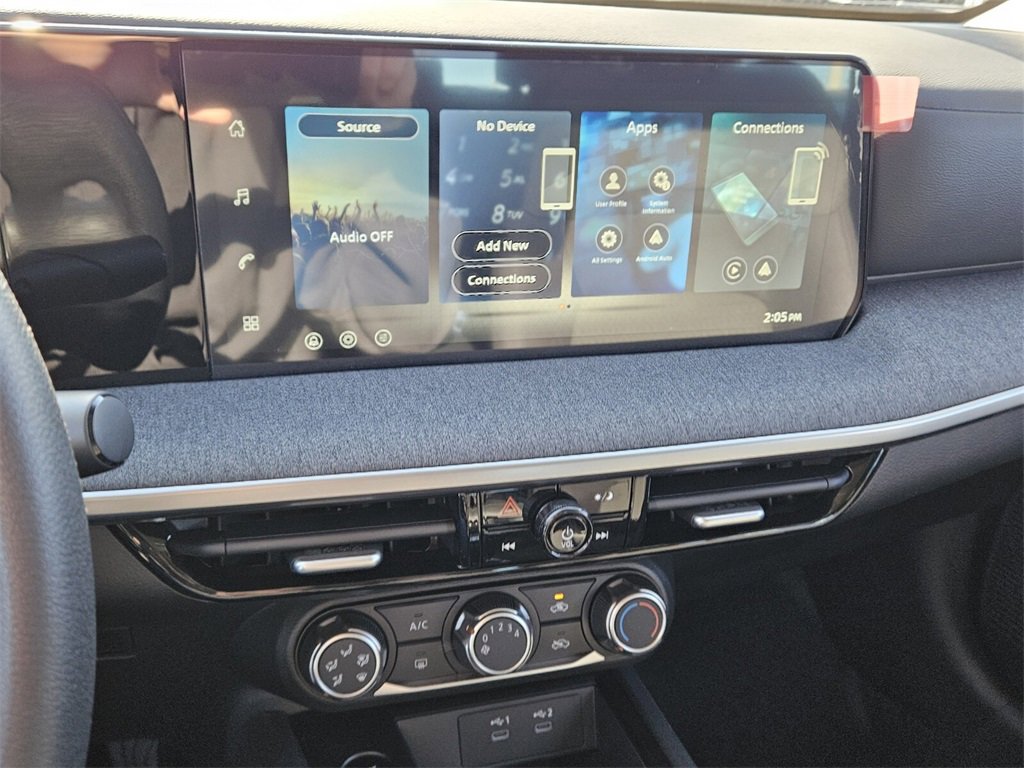 New 2026 Nissan Kicks S image 18