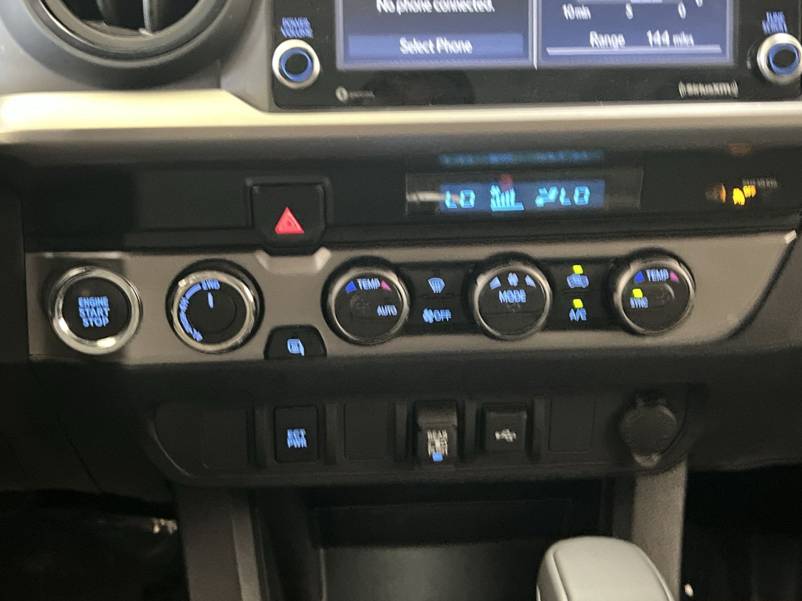 Used 2023 Toyota Tacoma SR5 AWD/4WD image 20