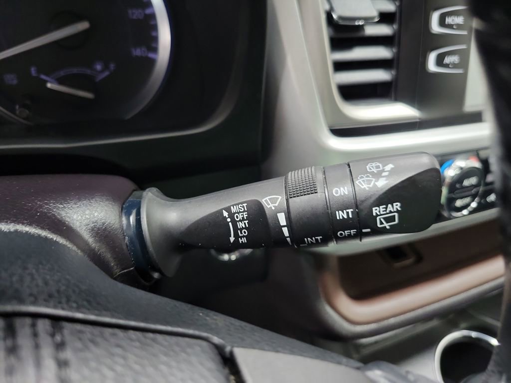 Used 2019 Toyota Highlander XLE image 37