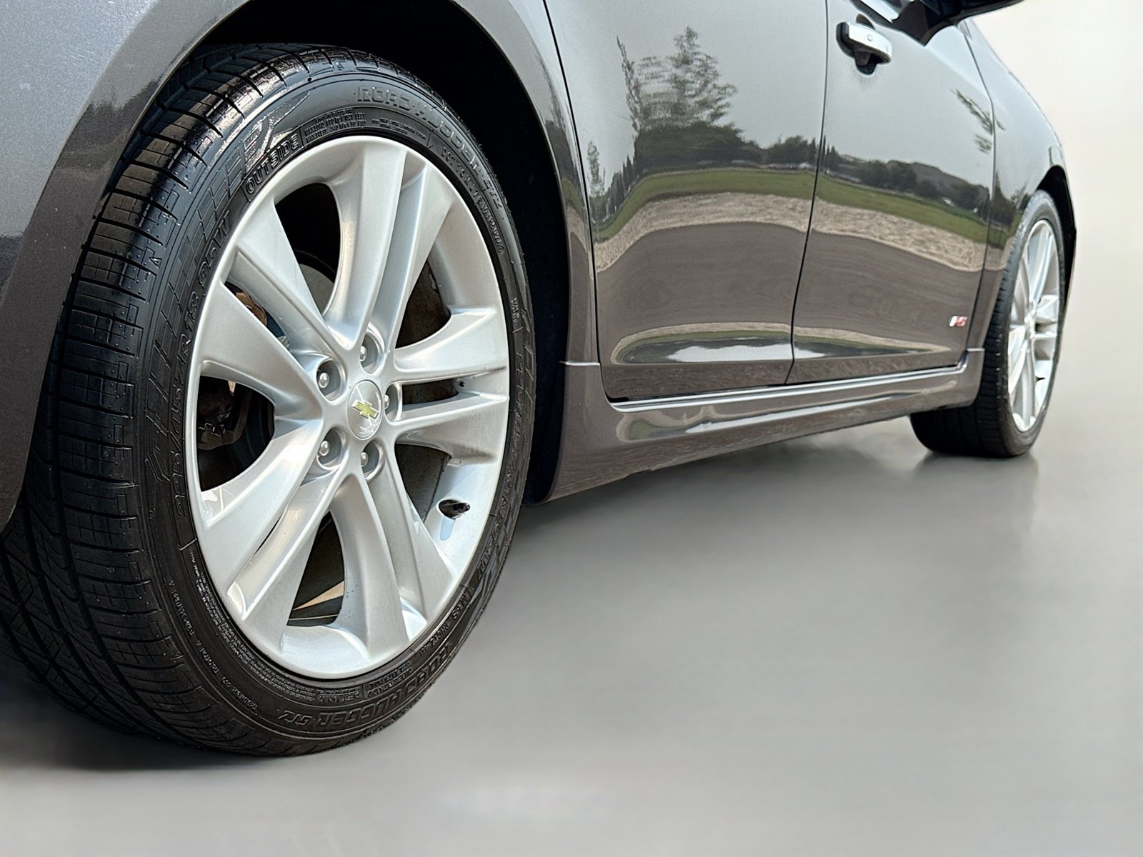 Used 2014 Chevrolet Cruze LTZ w/ RS Package FWD image 14