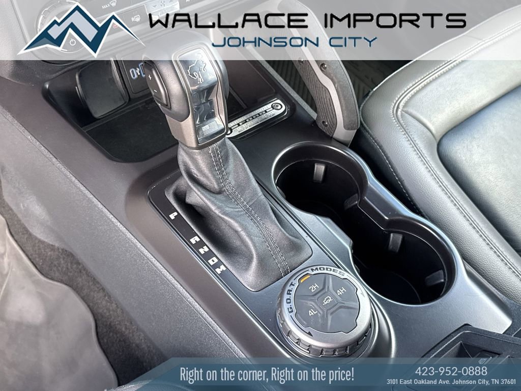 Used 2024 Ford Bronco Outer Banks AWD/4WD image 17