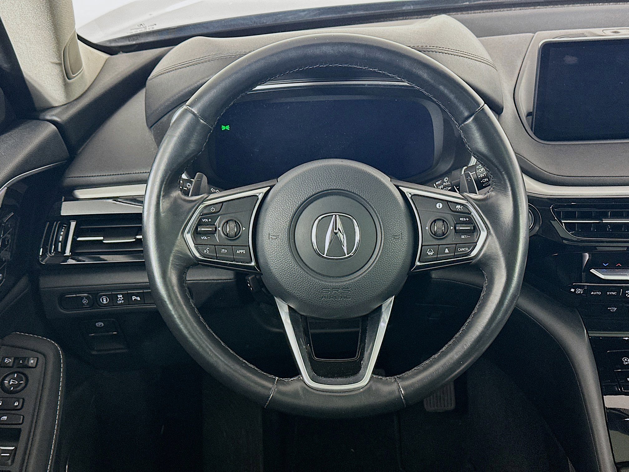 Used 2023 Acura MDX SH-AWD w/ Technology Package image 18