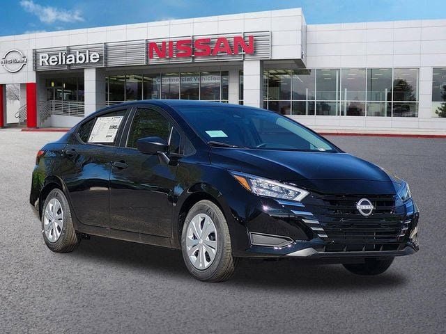 New 2025 Nissan Versa S w/ Trunk Package