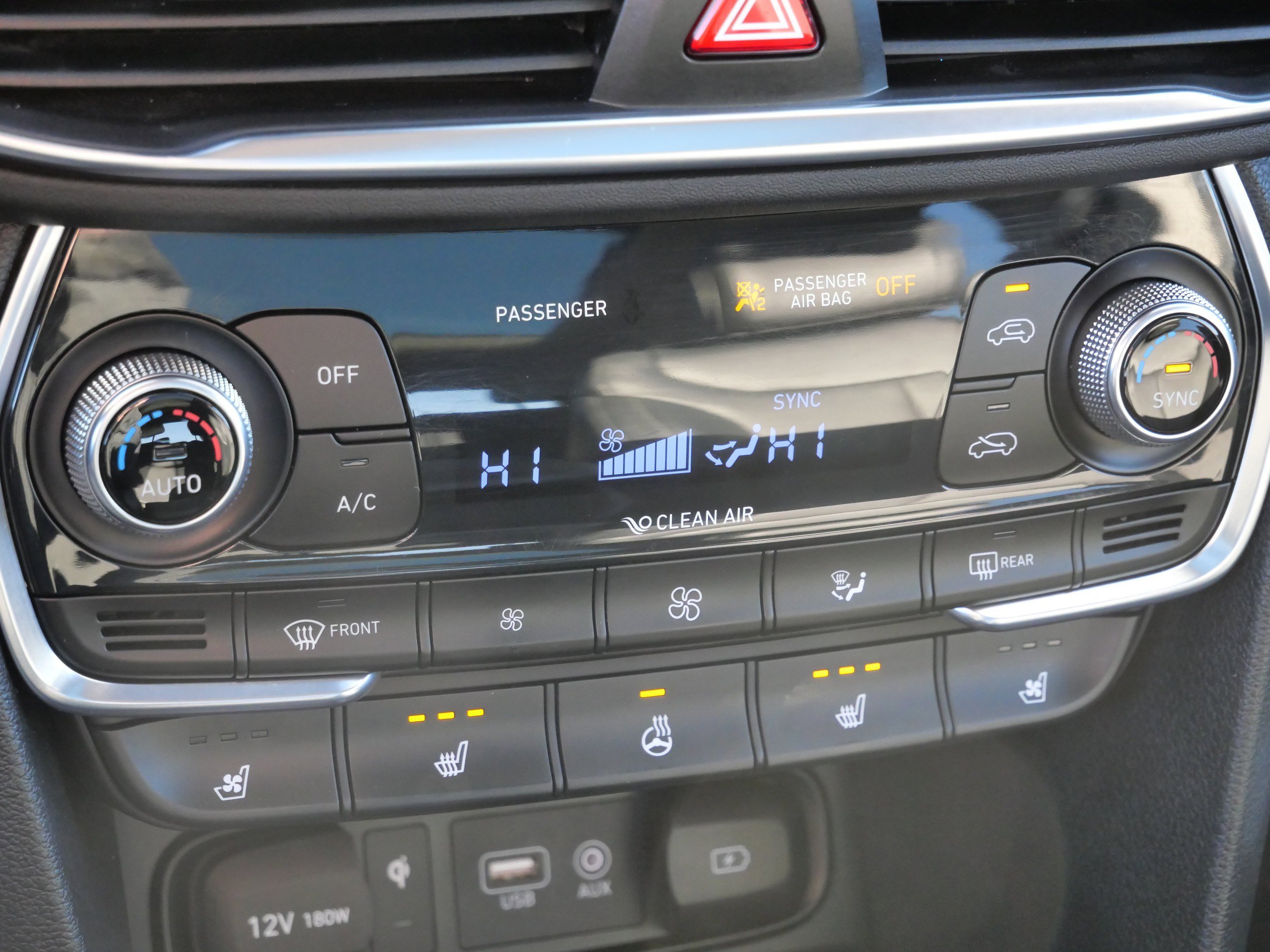 Used 2019 Hyundai Santa Fe AWD image 24