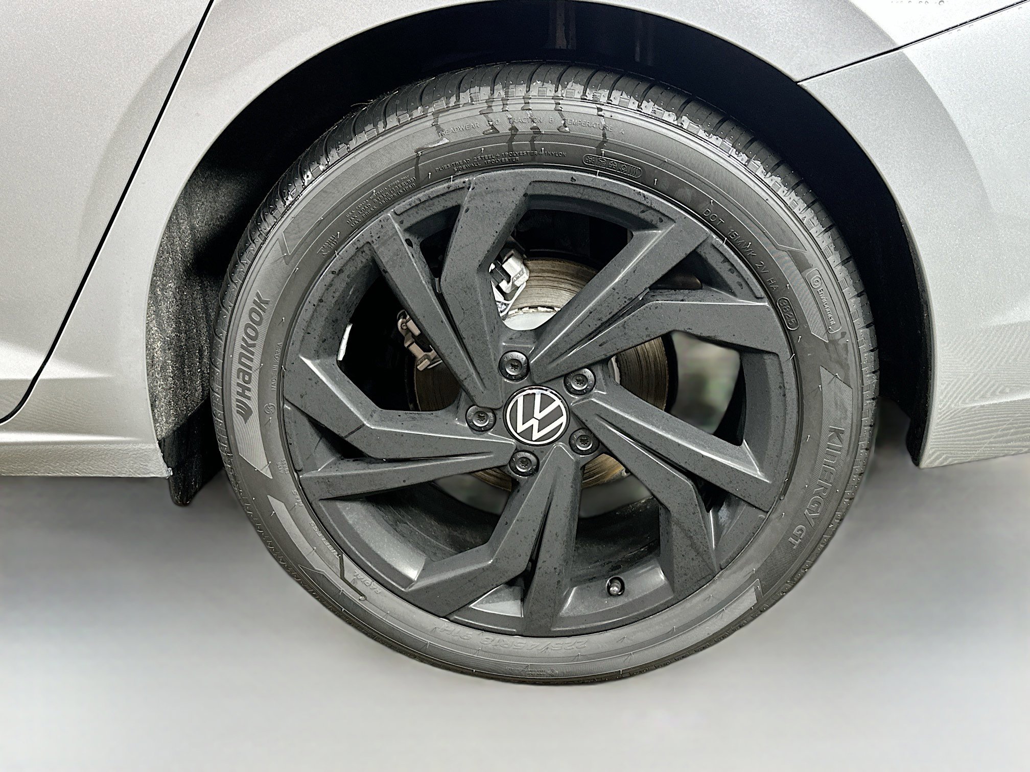 New 2026 Volkswagen Jetta SE image 29