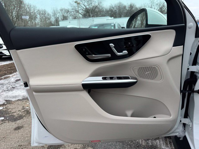 Used 2026 Mercedes-Benz GLC 300 4MATIC image 19