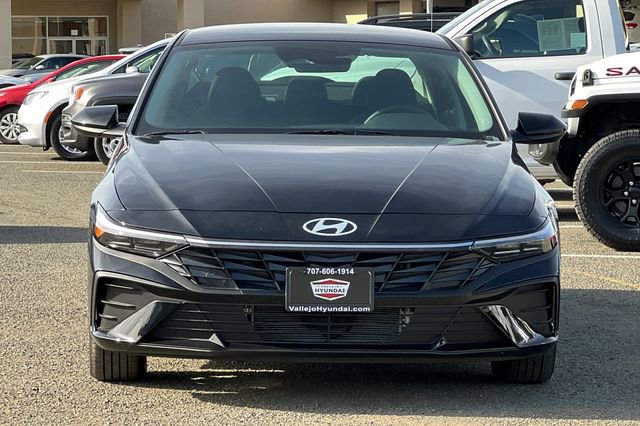 New 2026 Hyundai Elantra Blue image 3