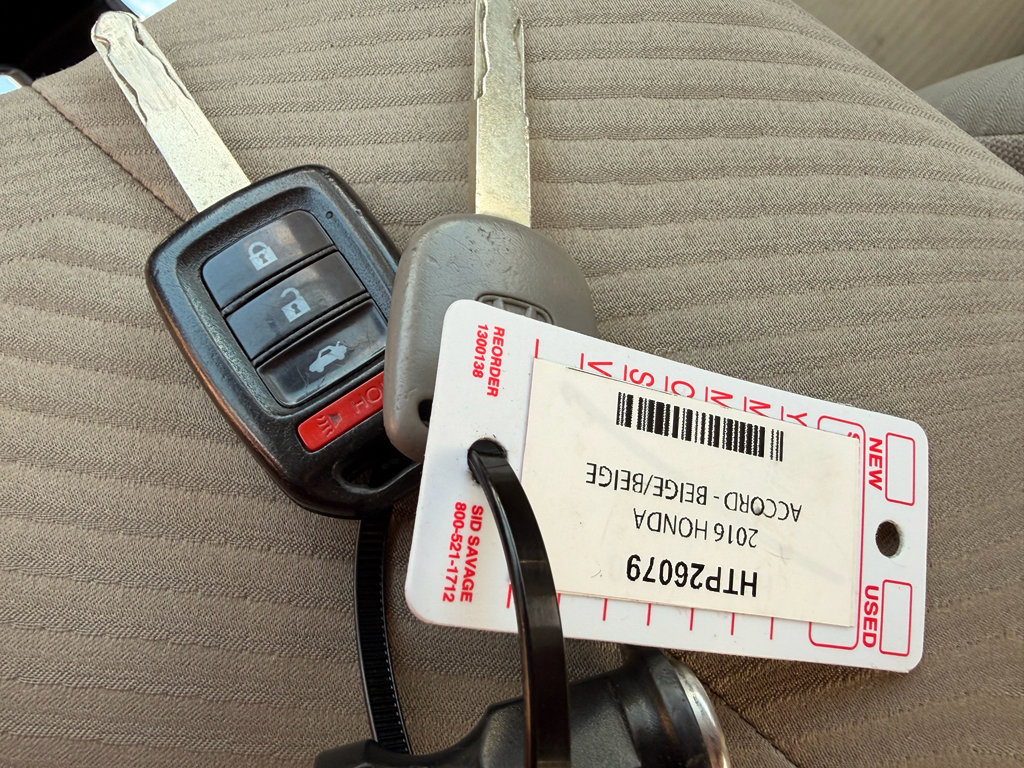 Used 2016 Honda Accord LX image 29