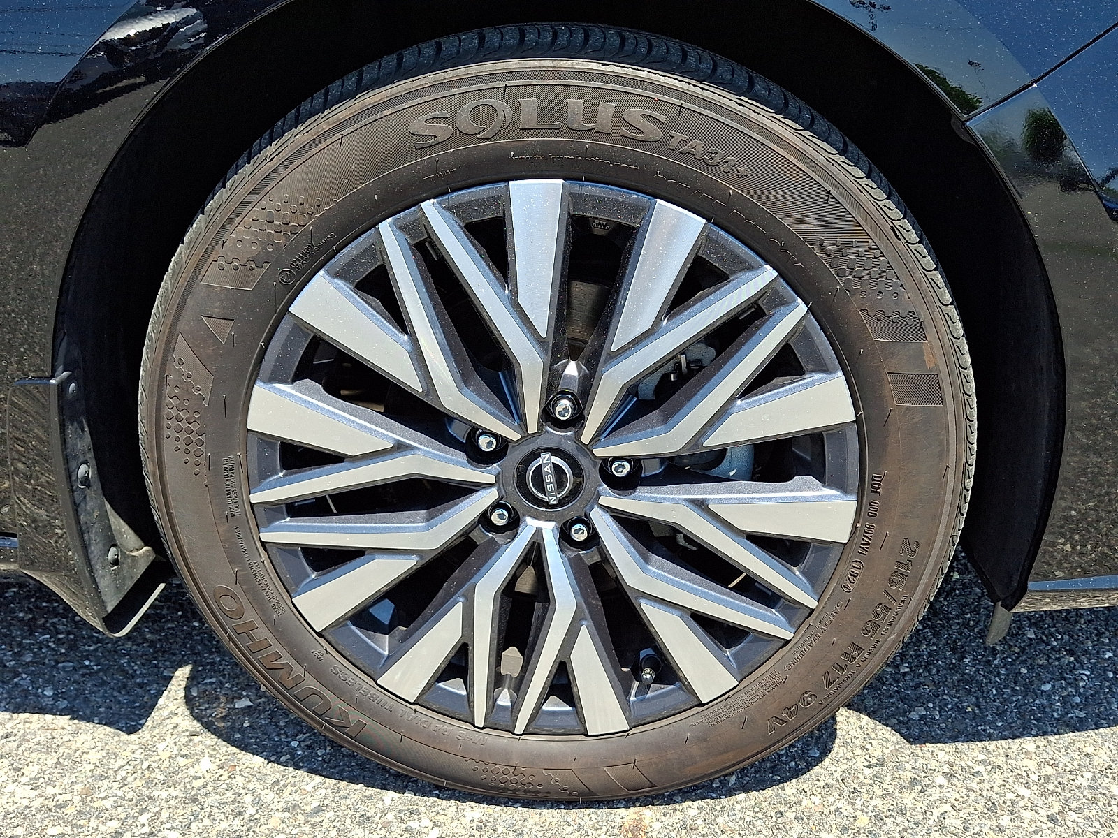 Certified 2024 Nissan Altima 2.5 SV w/ SV Premium Package FWD image 8
