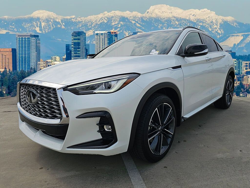 Certified 2025 INFINITI QX55 Luxe w/ Cargo Package image 4