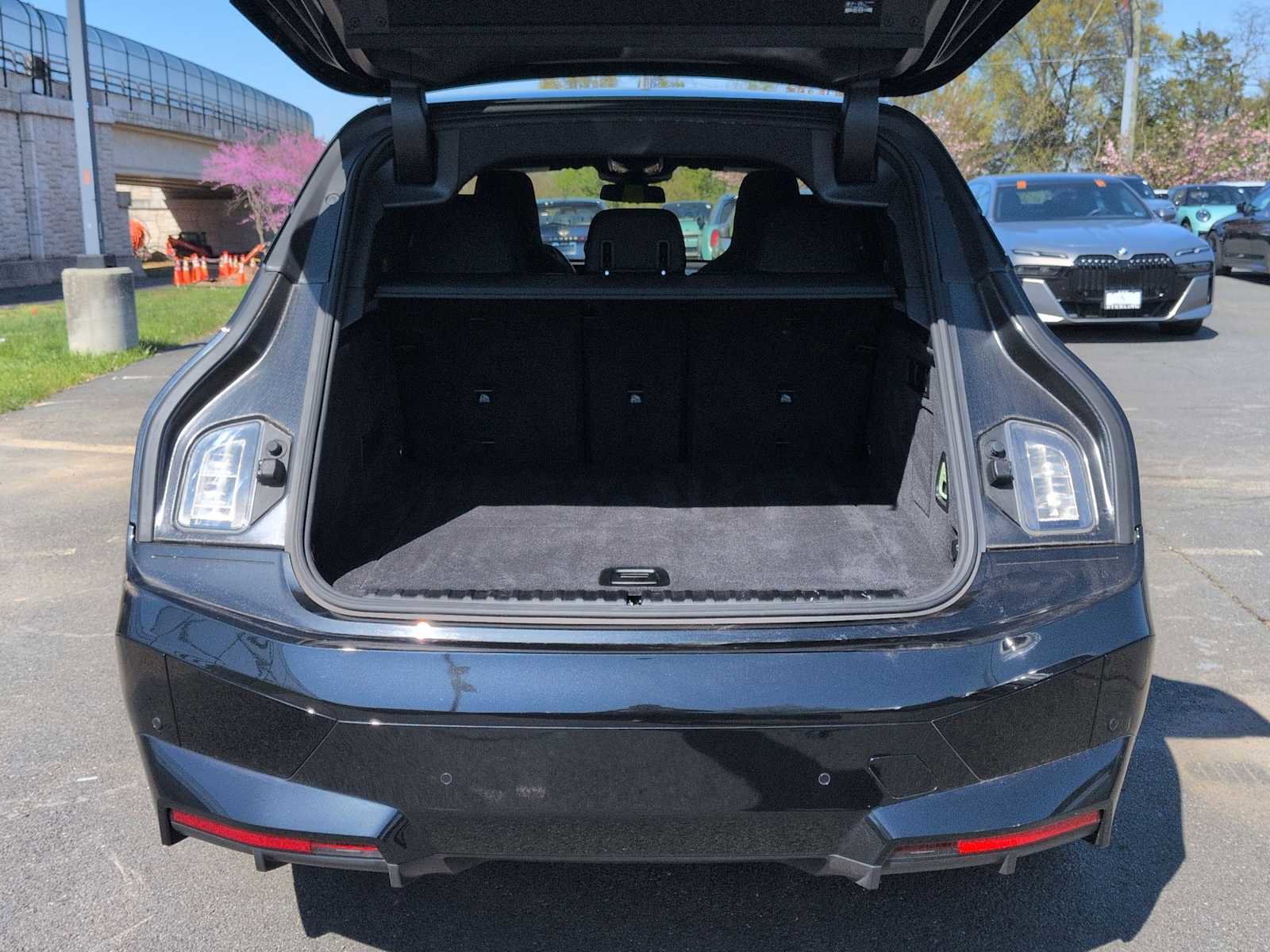 Certified 2024 BMW iX xDrive50 w/ Premium Package image 35