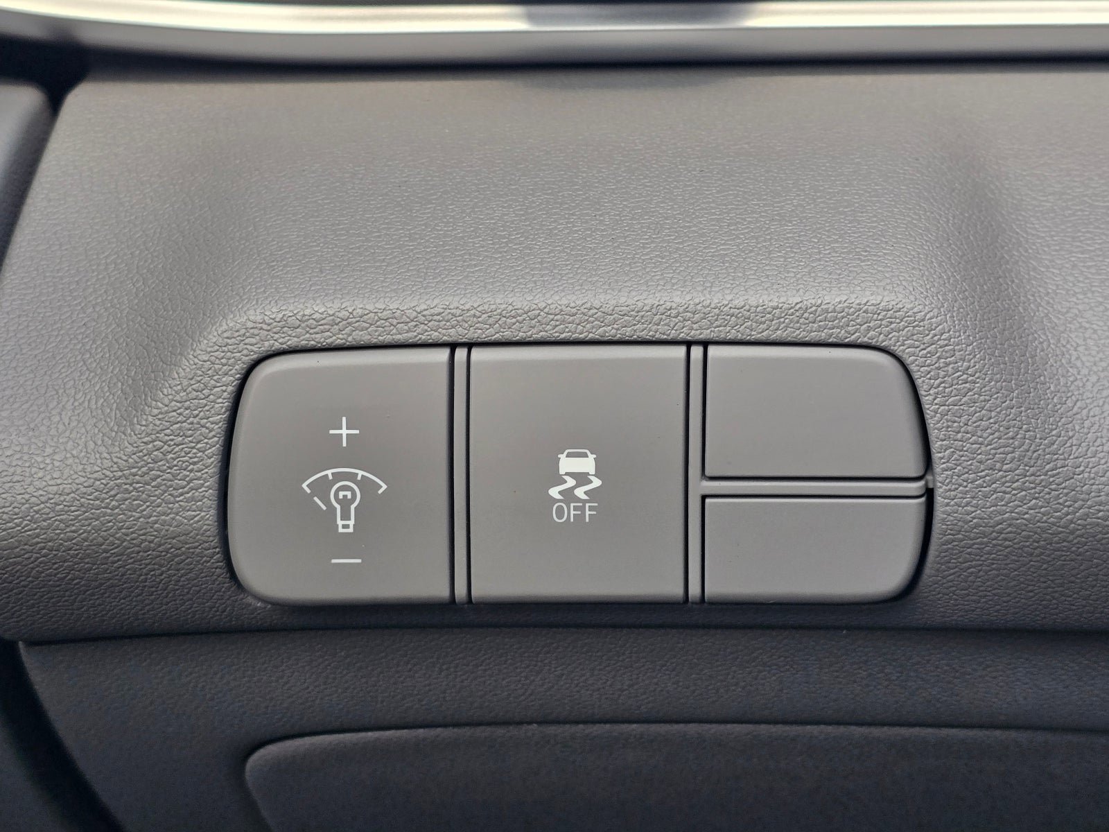 New 2026 Hyundai Elantra Sport FWD image 21