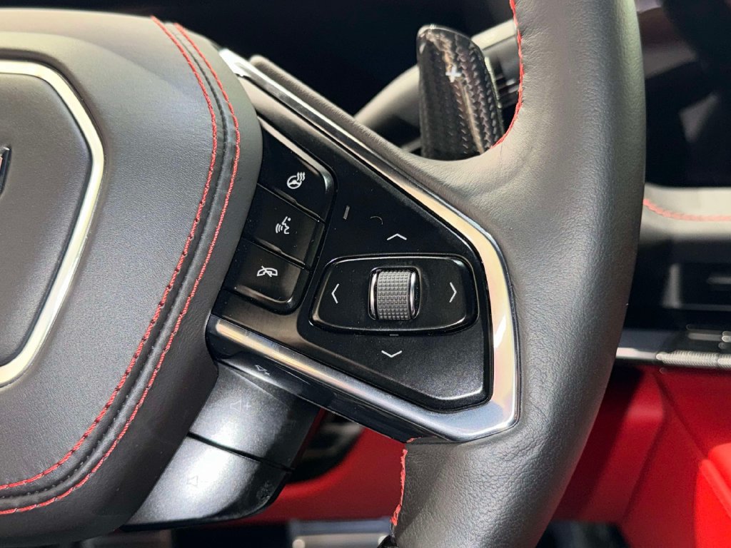 Used 2026 Chevrolet Corvette Z06 w/ Stealth Interior Trim Package RWD image 27