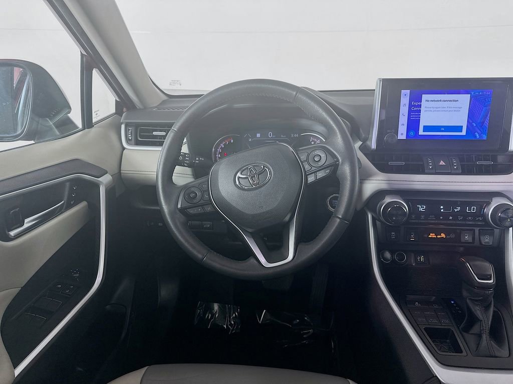 Used 2023 Toyota RAV4 XLE Premium AWD/4WD image 31