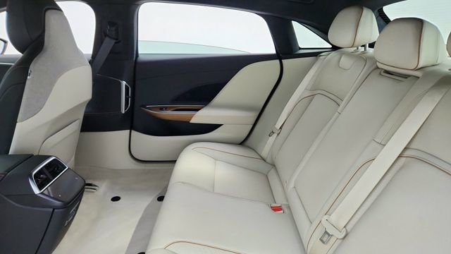 Used 2024 Lucid Air Pure RWD image 28