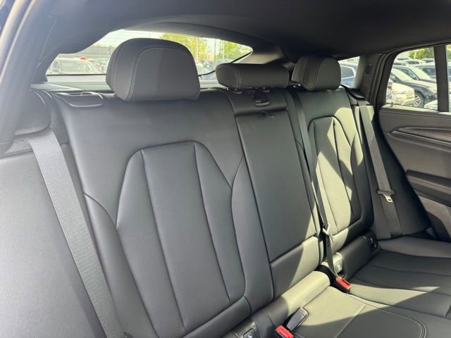 Certified 2024 BMW X4 M40i w/ Premium Package image 28