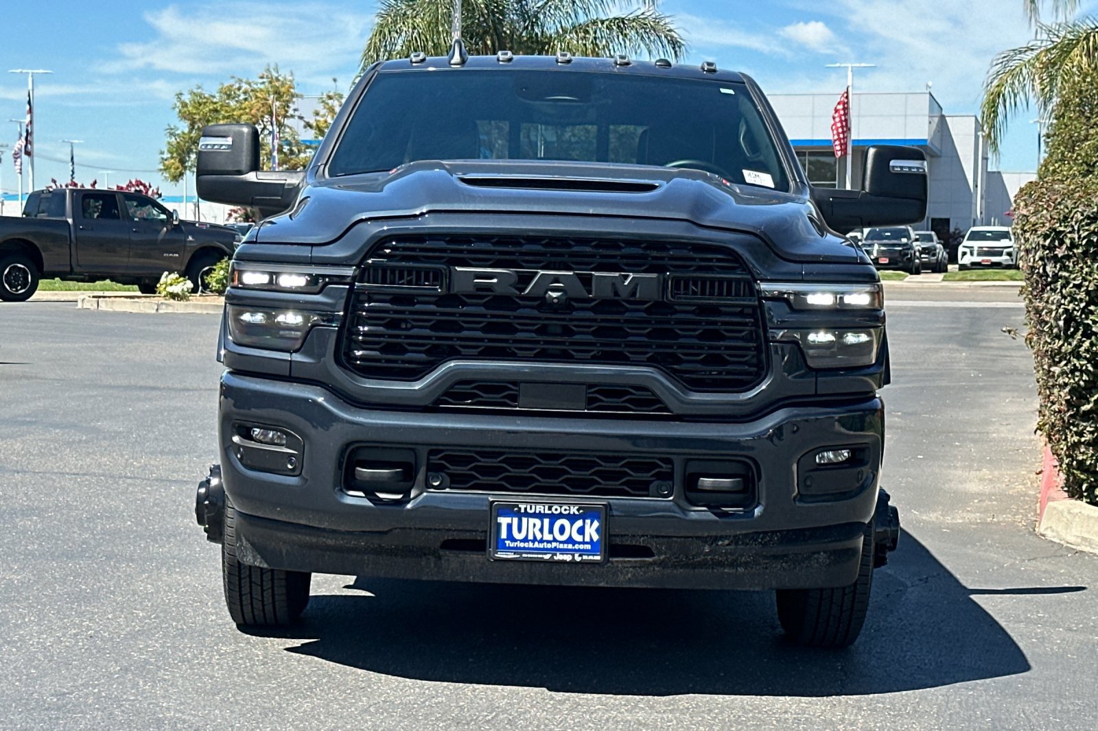 New 2025 RAM 3500 Limited image 9