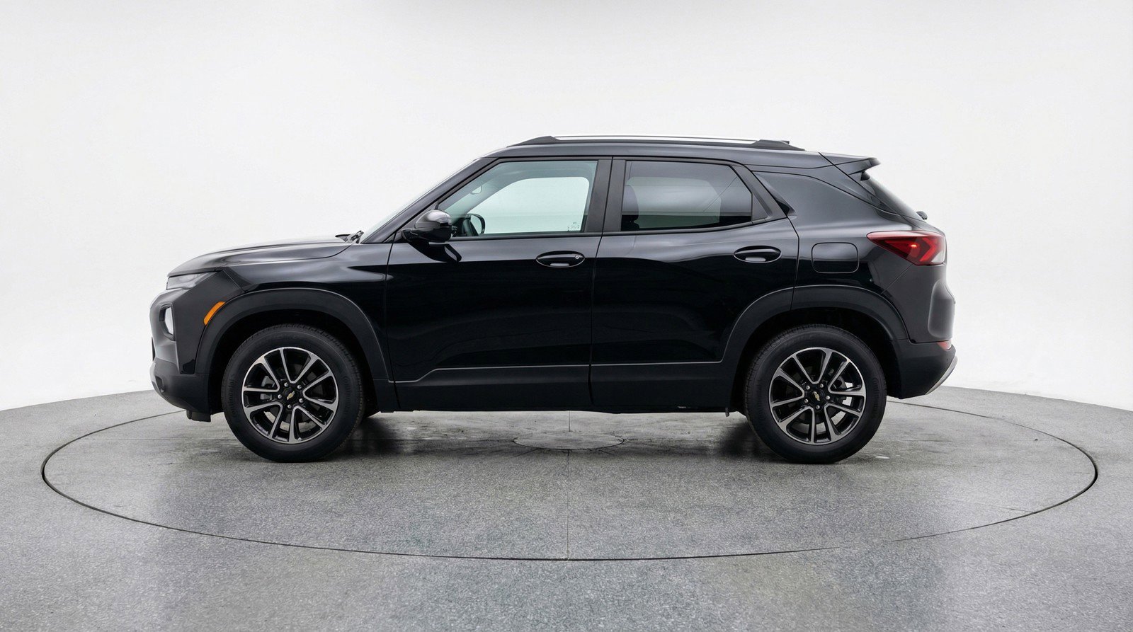 Used 2025 Chevrolet TrailBlazer LT image 5