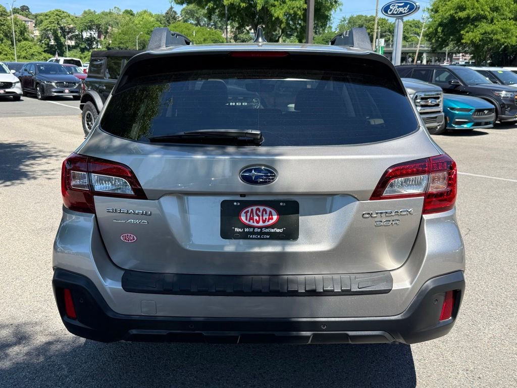 Used 2019 Subaru Outback 3.6R Limited AWD/4WD image 7