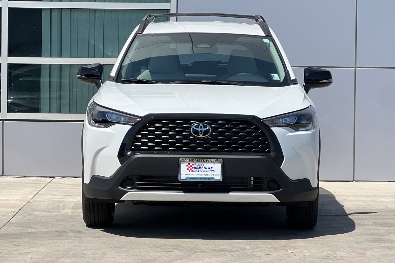 Certified 2025 Toyota Corolla Cross LE image 6