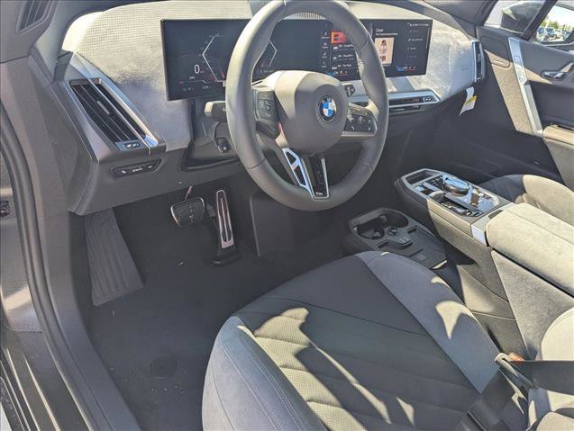 New 2026 BMW iX xDrive60 image 3