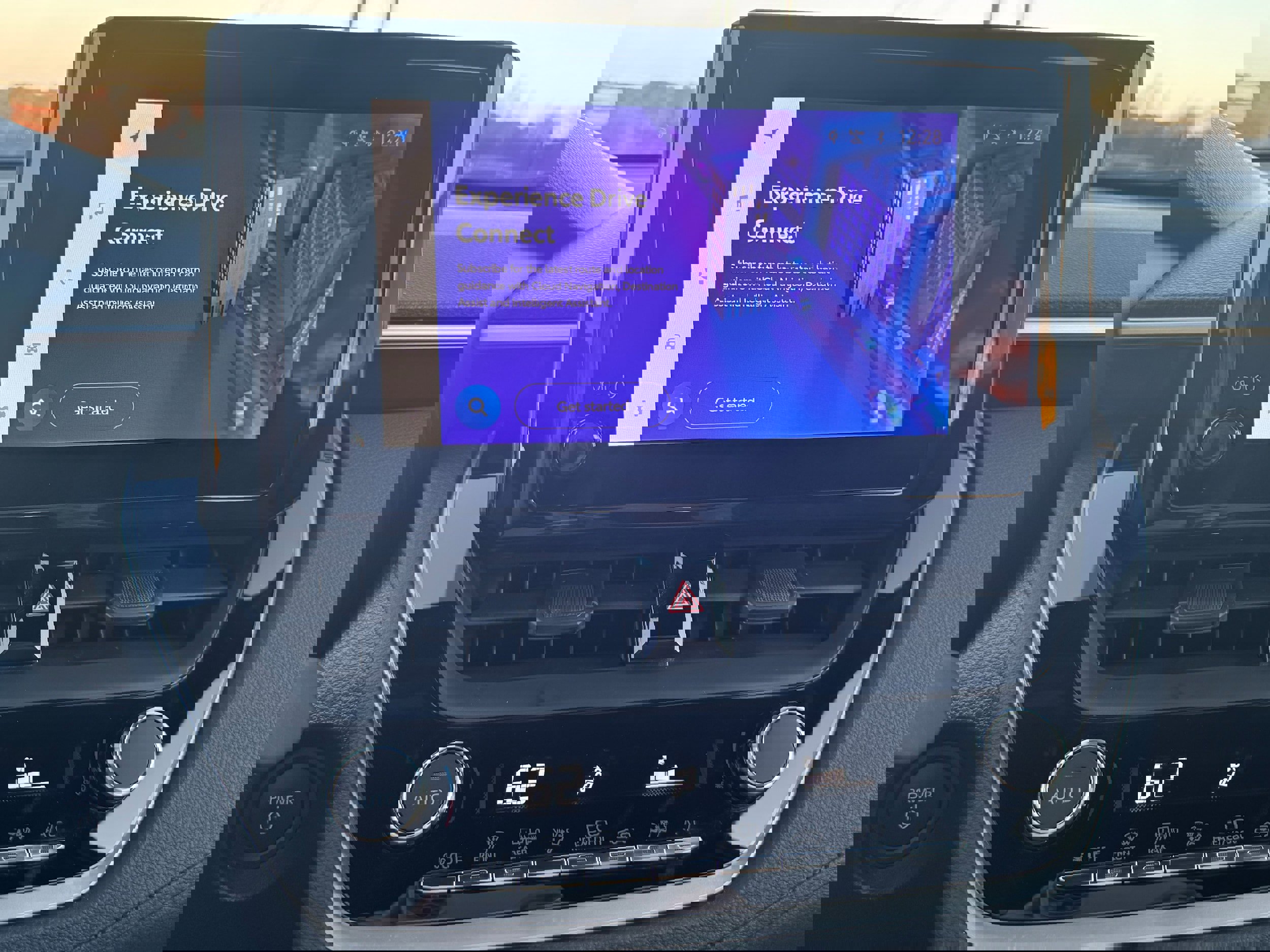 Used 2025 Toyota Corolla Cross AWD Hybrid image 20